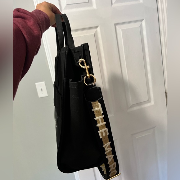 Marc Jacobs Functional Tote Bag with Logo Strap - Picture 3 of 11